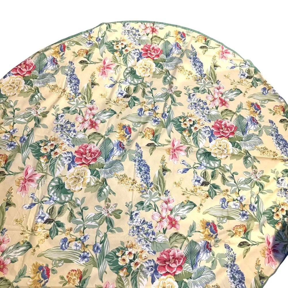 Thomasville Tablecloth 70 x 66